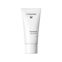 DR.HAUSCHKA Foundation 01 macadamia